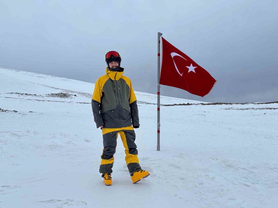 Ekstrem Kayakçı Dan Egan, 33 Yıl Sonra Yeniden Erciyes’te