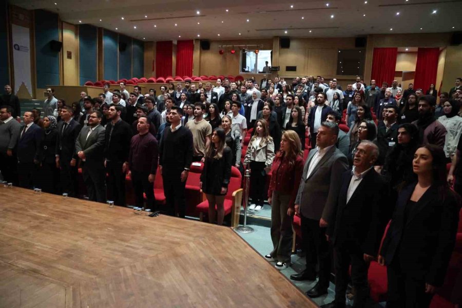 Antalya Büyükşehir Belediyesi’nden “yerel Gençlik Politikası Programı”