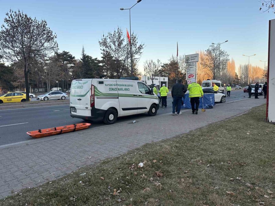 Kayseri’de Otomobilin Çarptığı Şahıs Hayatını Kaybetti