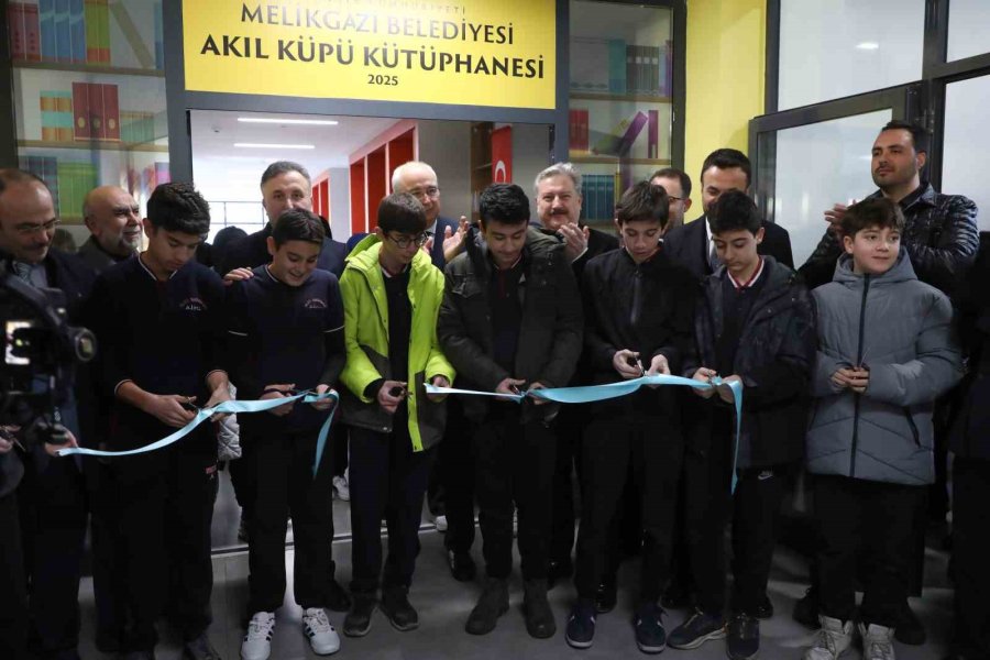 Melikgazi Belediyesi Yeni Bir Akıl Küpü Kütüphanesi’nin Daha Açılışını Gerçekleştirdi