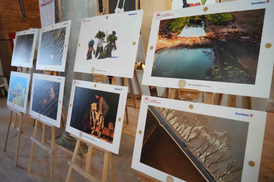 Niğde’de ’14. Tarım Orman Ve İnsan" Fotoğraf Sergisi Açıldı