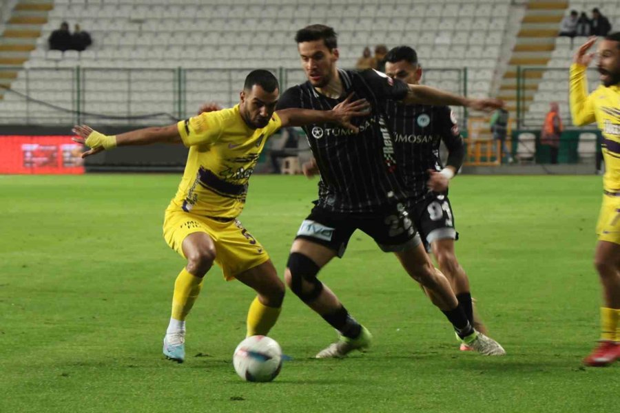 Ziraat Türkiye Kupası: Konyaspor: 1 - Eyüpspor: 0 (ilk Yarı)