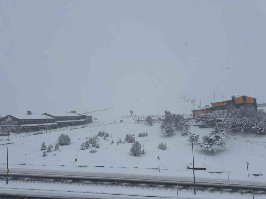 Erciyes’te Kar Kalınlığı 80 Santimi Buldu