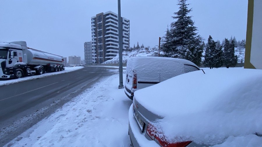 Kayseri Beyaza Büründü