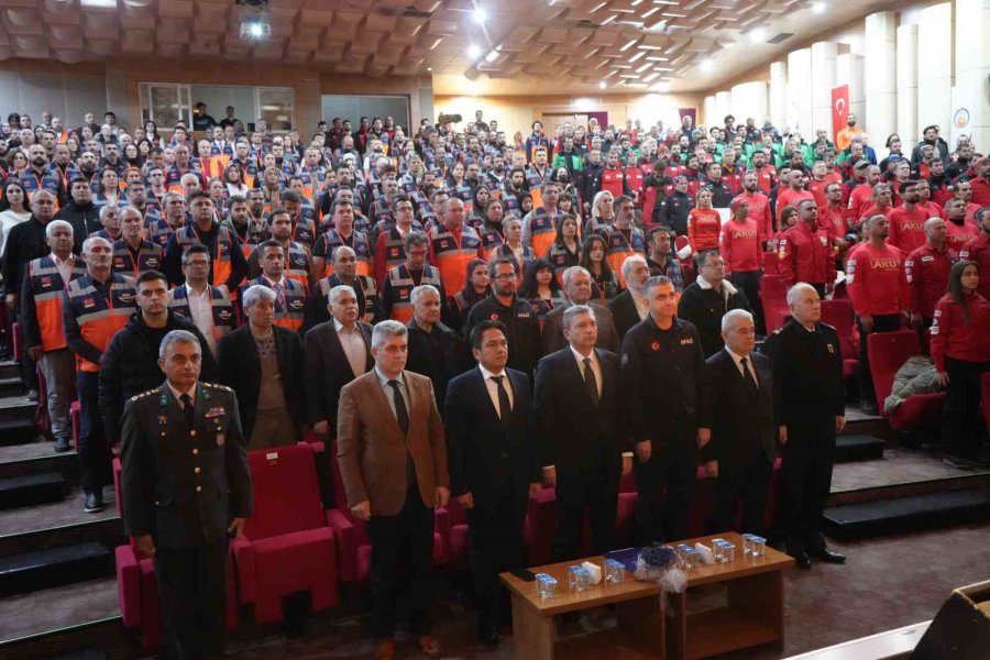 Antalya’da Asrın Felaketine Duygusal Anma Töreni