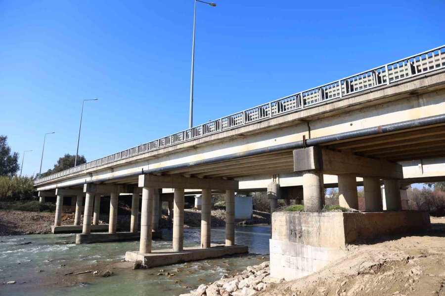 Aksu Çayı Köprüsü’nde Güçlendirme Çalışması Tamamlandı