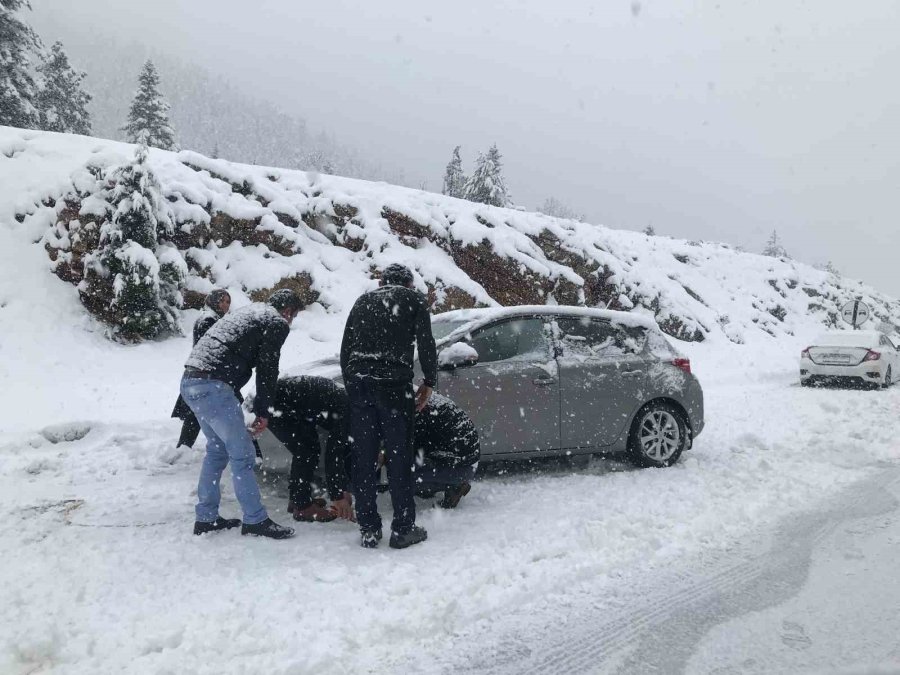 Antalya-konya Kara Yolu Tır Ve Çekicilerin Geçişine Yeniden Açıldı