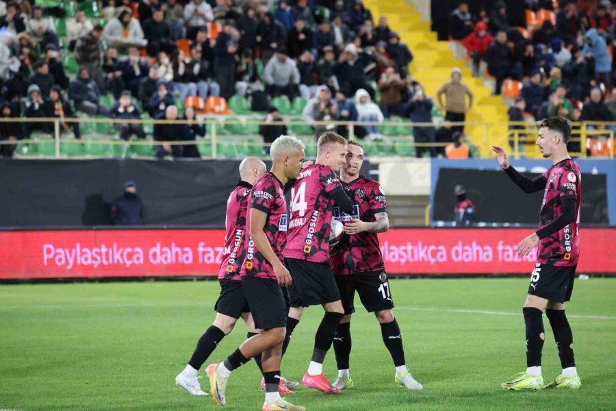 Ziraat Türkiye Kupası: Alanyaspor: 4 - Fatih Karagümrük: 1 (maç Sonucu)