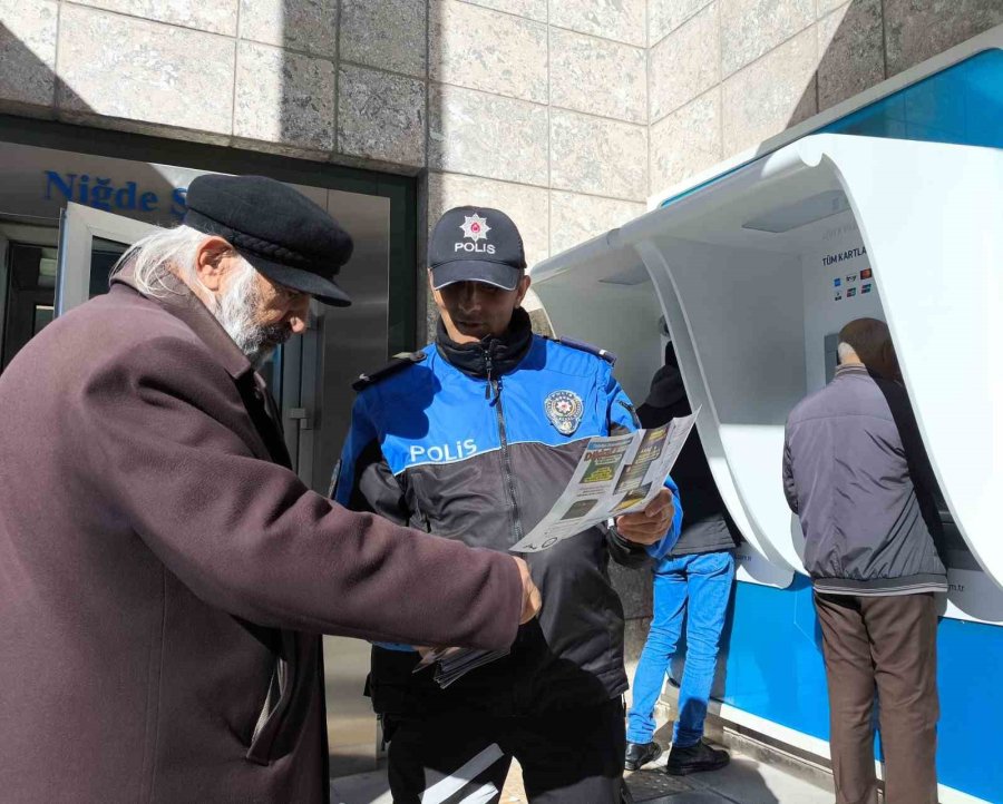 Emniyet Güçleri Vatandaşı Dolandırıcılara Karşı Uyarıyor