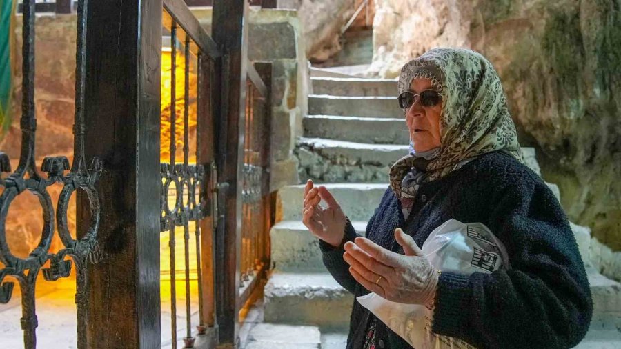 Tarsus’ta Kadınlara Eshab-ı Kehf Gezisi Ve Sağlık Etkinliği