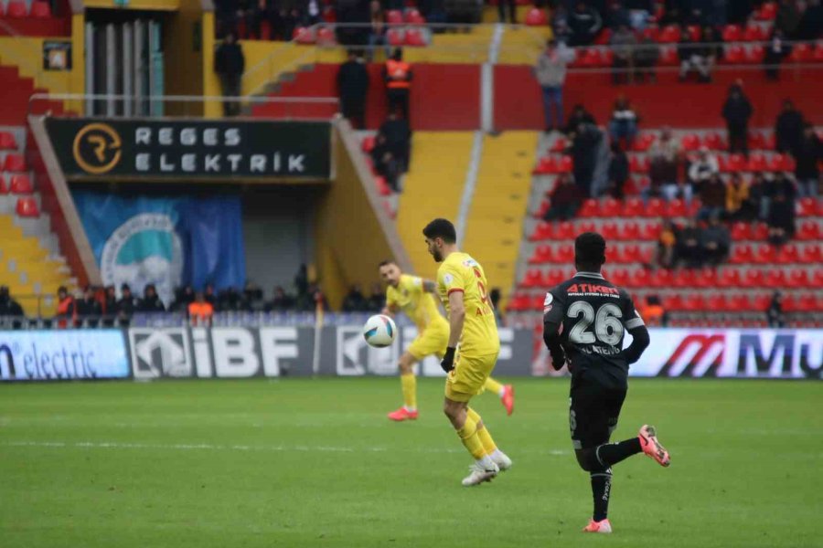 Trendyol Süper Lig: Kayserispor: 3 - Konyaspor: 2 (maç Sonucu)