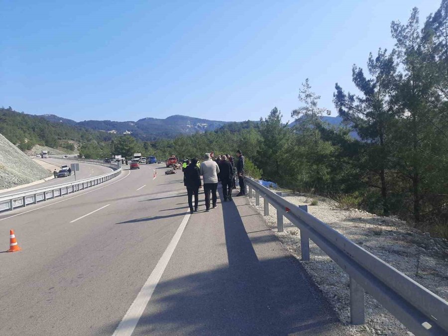 Antalya’da Yunus Polisi Trafik Kazasında Hayatını Kaybetti