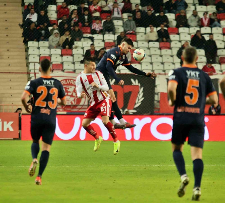 Trendyol Süper Lig: Antalyaspor: 0 - Başakşehir: 0 (maç Sonucu)