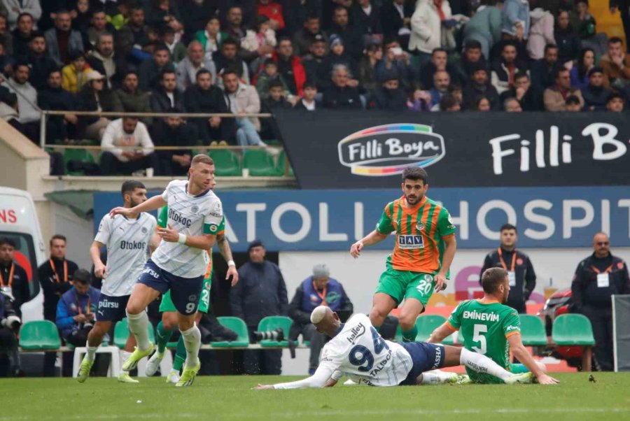 Trendyol Süper Lig: Alanyaspor: 0 - Fenerbahçe: 2 (maç Sonucu)