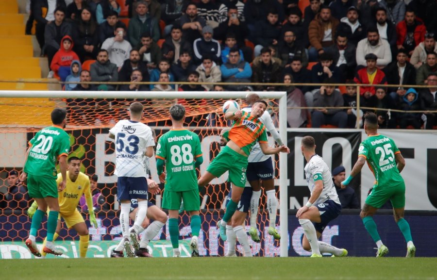 Trendyol Süper Lig: Alanyaspor: 0 - Fenerbahçe: 2 (maç Sonucu)