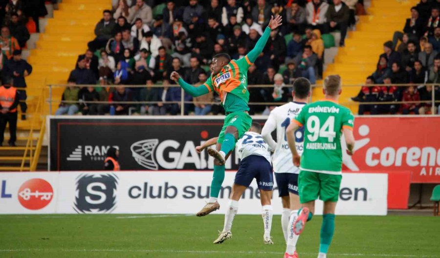 Trendyol Süper Lig: Alanyaspor: 0 - Fenerbahçe: 2 (maç Sonucu)