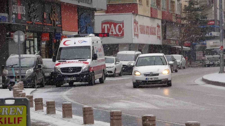 Konya’da Kar Yağışı Başladı