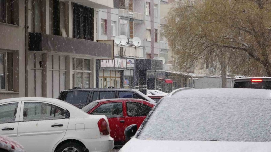 Konya’da Kar Yağışı Başladı