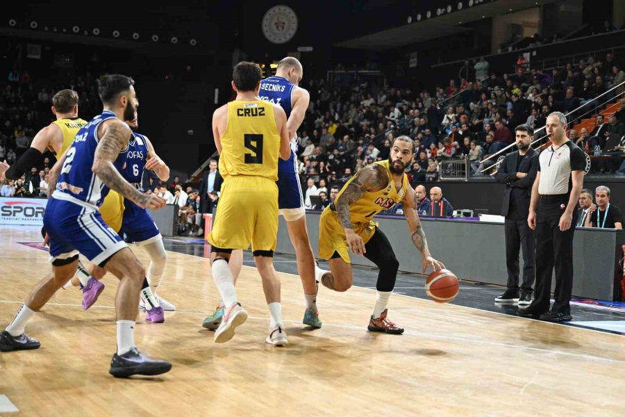 Basketbol Erkekler Türkiye Kupası: Mersin Spor: 101 - Tofaş: 95