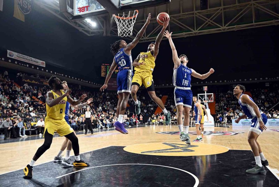 Basketbol Erkekler Türkiye Kupası: Mersin Spor: 101 - Tofaş: 95