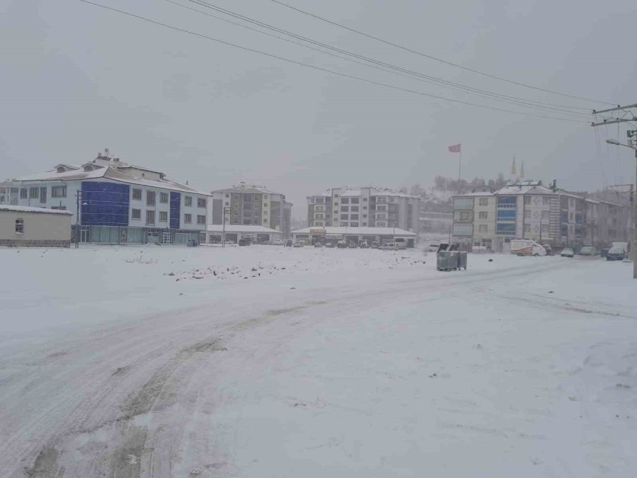 Karapınar’da Kar Yağışı Etkili Oldu