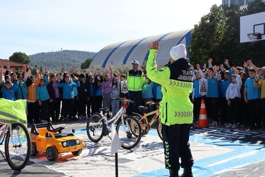 Gazipaşa’da Öğrenciler Trafik Bilinciyle Yetişiyor