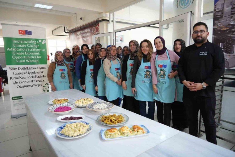 Mutfakta Çöpe Giden Ürünler Sağlıklı Yiyecek Ve İçeceğe Dönüşüyor