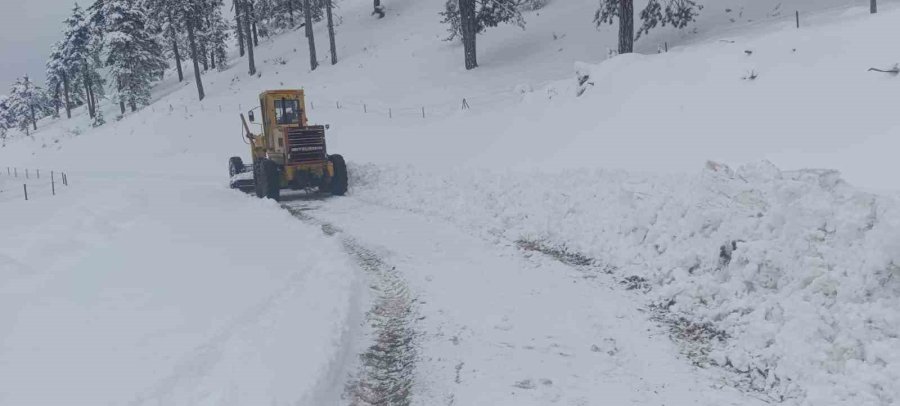 Kayseri Büyükşehir, Kırsaldaki 47 Mahalle Yolunu Daha Ulaşıma Açtı