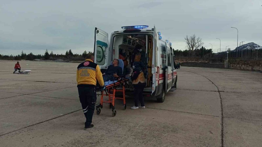 Konya’da Hava Ambulansı Kalp Krizi Geçiren Hasta İçin Havalandı