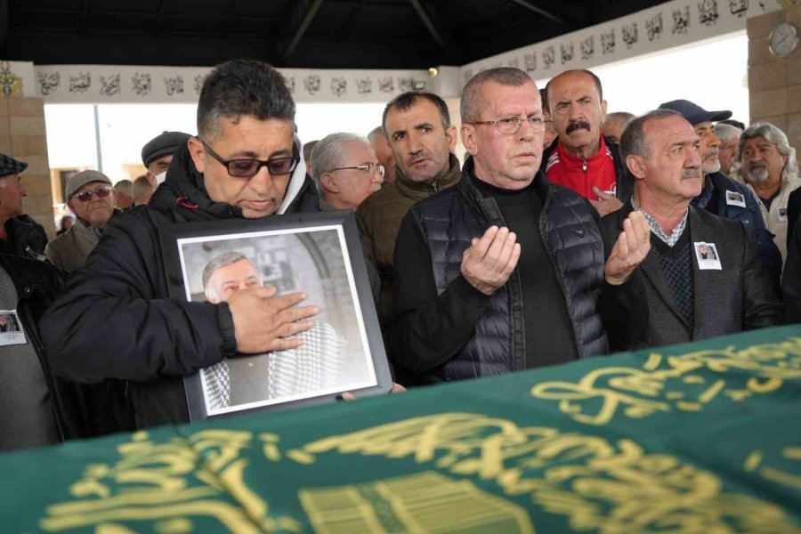 Kahtalı Mıçe’nin Cenazesi Antalya’dan Dualarla Uğurlandı