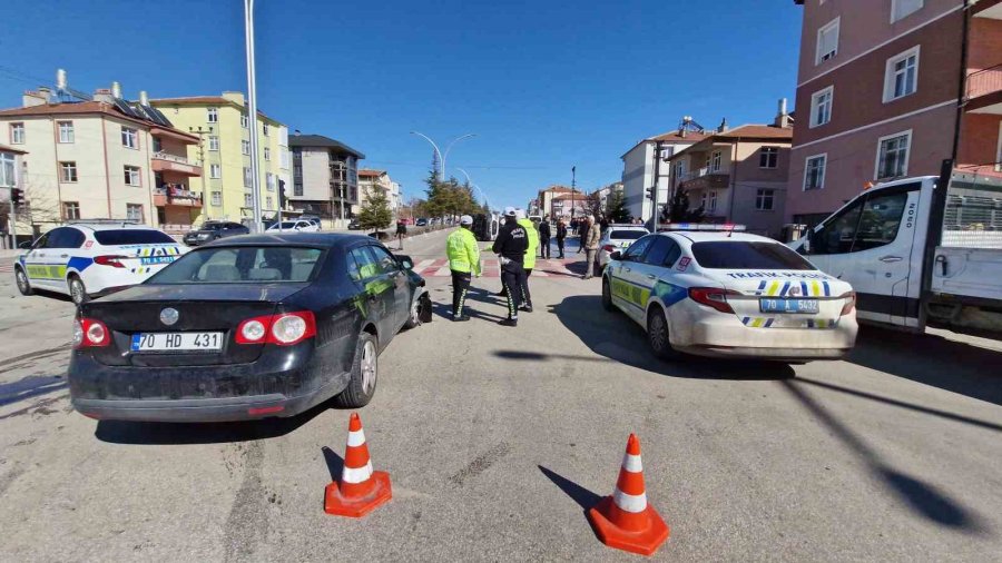 Karaman’da Otomobille Çarpışan Ambulans Devrildi: 3’ü Sağlık Görevlisi 5 Kişi Yaralandı