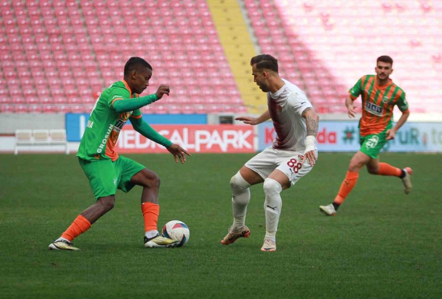 Trendyol Süper Lig: Atakaş Hatayspor: 1 - Corendon Alanyaspor: 0 (maç Sonucu)