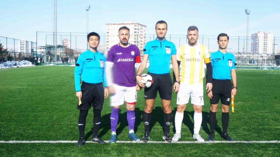 Kayseri Döğerspor Lige Tutundu