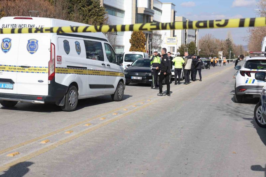 Konya’da Fakültede Dekan Yardımcısı Vuruldu