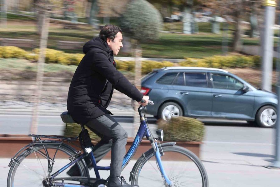 Konya’da Şubat Ortasında Yaz Gününü Aratmayan Hava