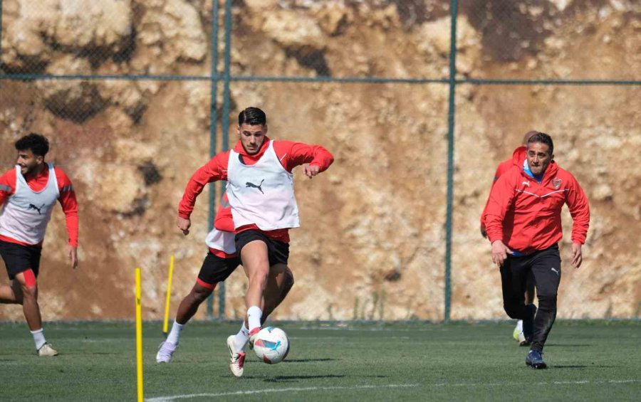 Atakaş Hatayspor, Bodrum Fk Maçı Hazırlıklarına Başladı