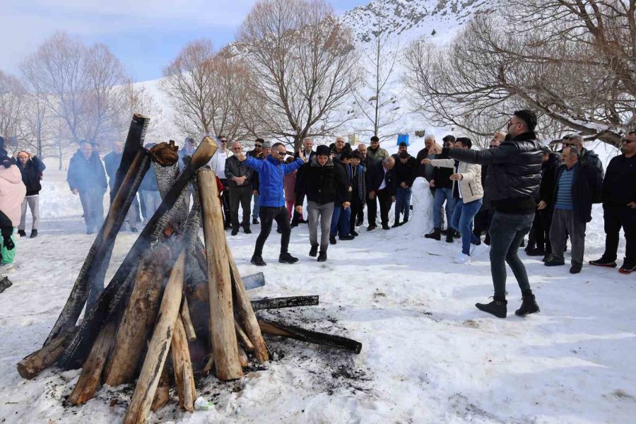 Yahyalı’da Kar Şenliği Coşkusu