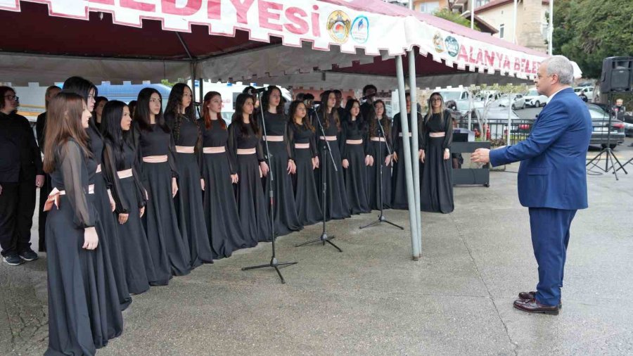 Atatürk’ün Alanya’ya Gelişinin 90. Yılı Kutlandı