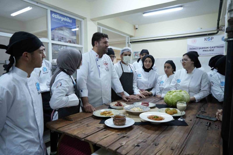 Nöhü Sürekli Eğitim Merkezi’nden Yaşam Boyu Eğitim Ve Öğretimi Destekleyici Kurslar