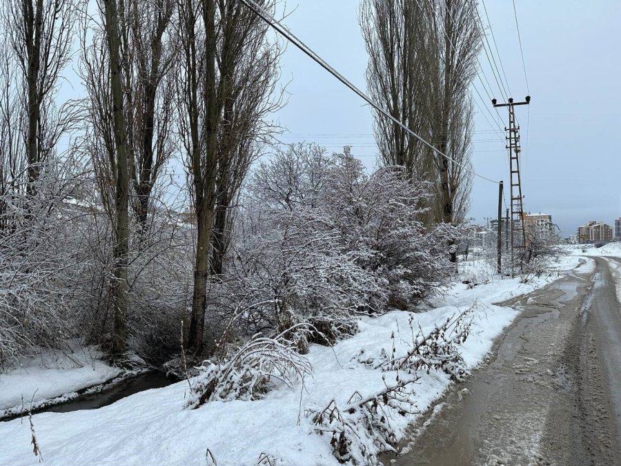 Kayseri’de Kar Yağışı Etkili Oldu