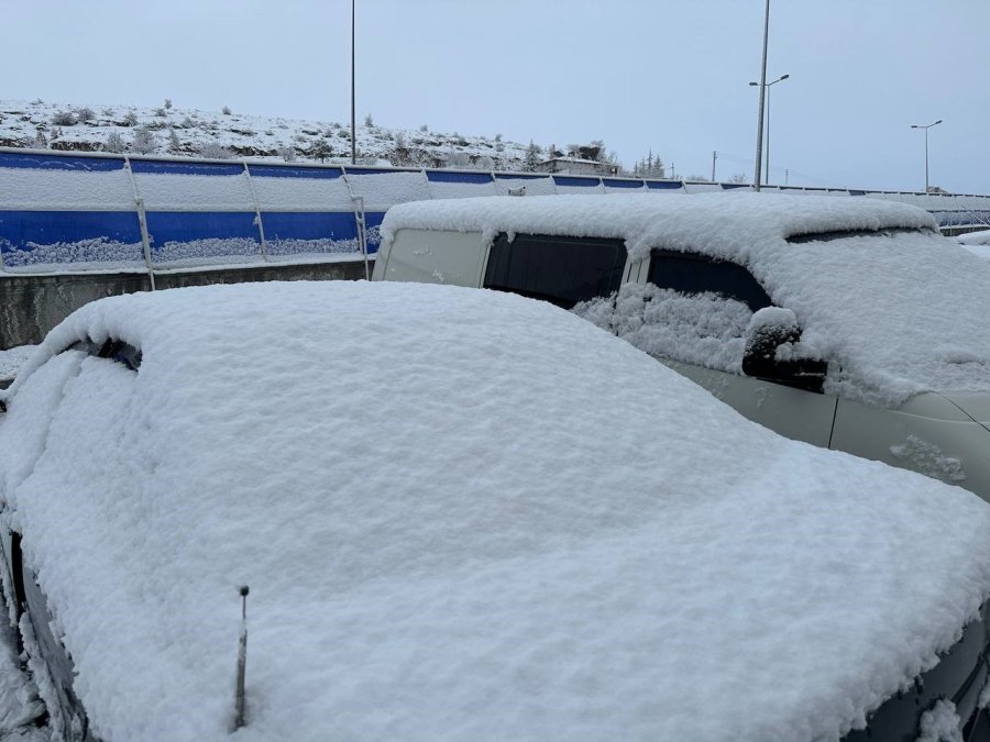 Kayseri’de Kar Yağışı Etkili Oldu