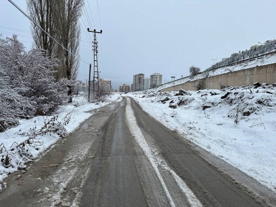 Kayseri’de Kar Yağışı Etkili Oldu