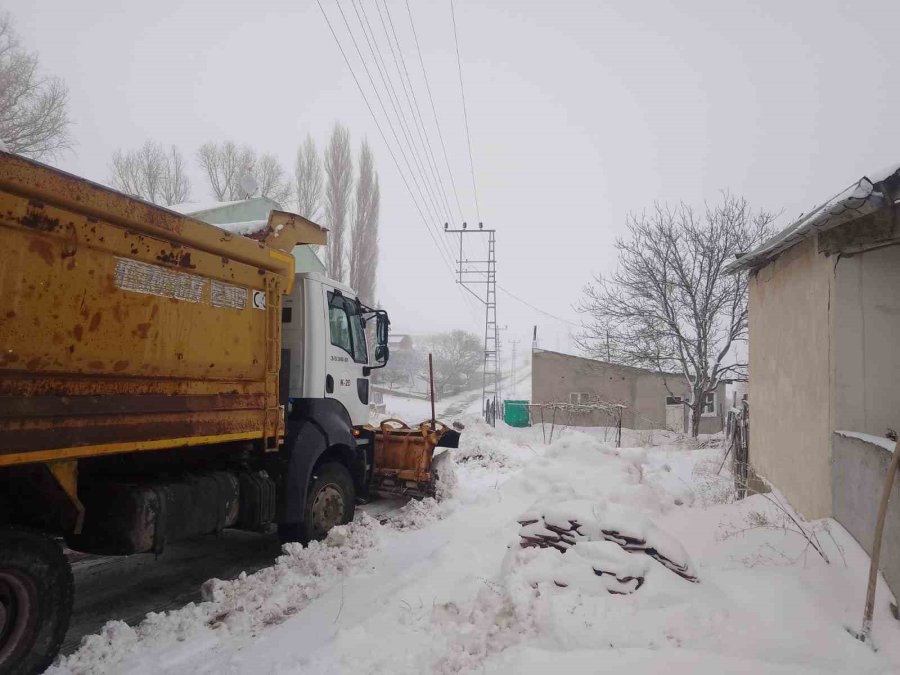 Büyükşehir; 22 Mahalle Yolunu Ulaşıma Açtı