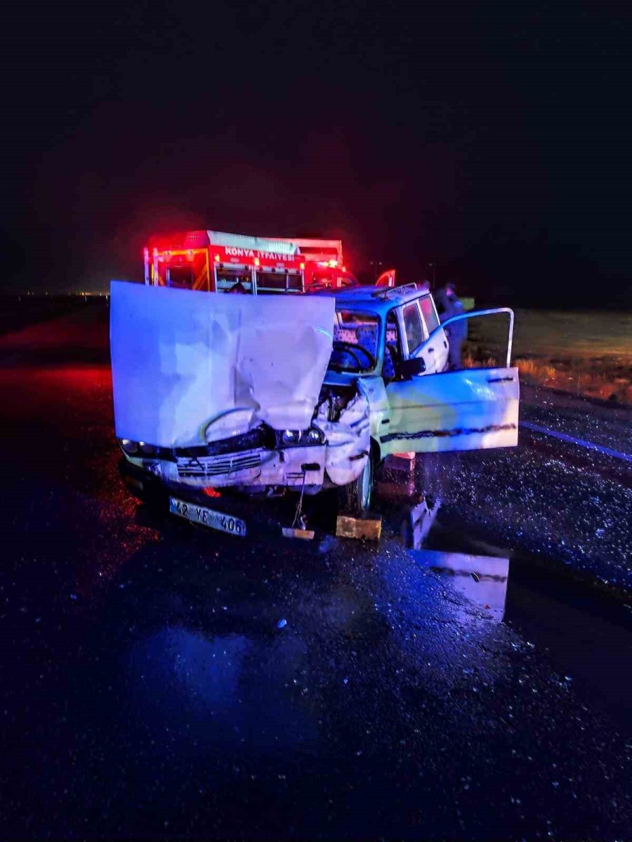 Konya’da Kamyona Çarpan Otomobilin Sürücüsü Öldü