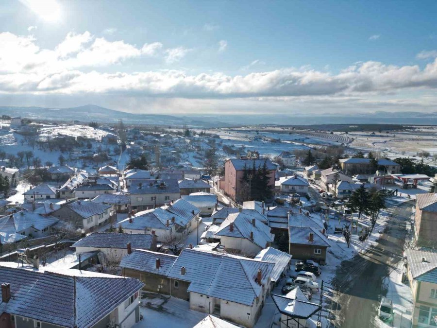 Mihalıççık’ta Kar Nedeniyle Eğitime 1 Gün Ara Verildi