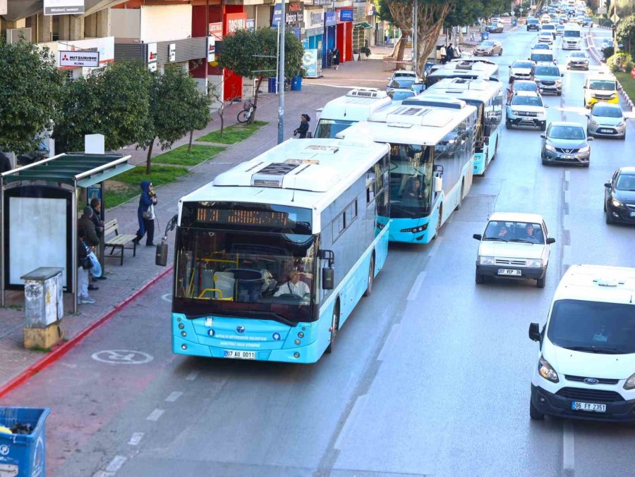 Halk Otobüsleri İçin Özel Şerit Uygulamasında 2. Etaba Geçildi