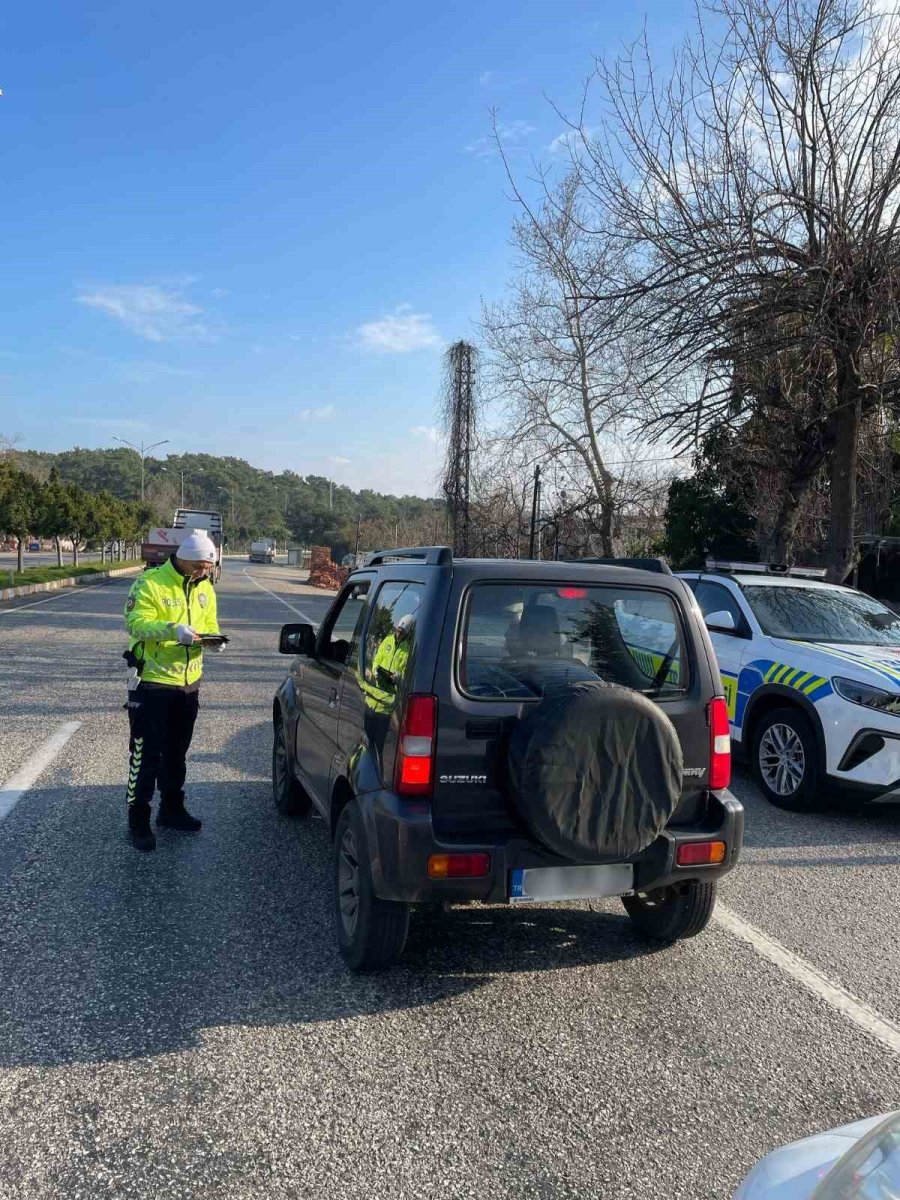 Antalya’da 1 Haftada 55 Bin 854 Araç Denetlendi