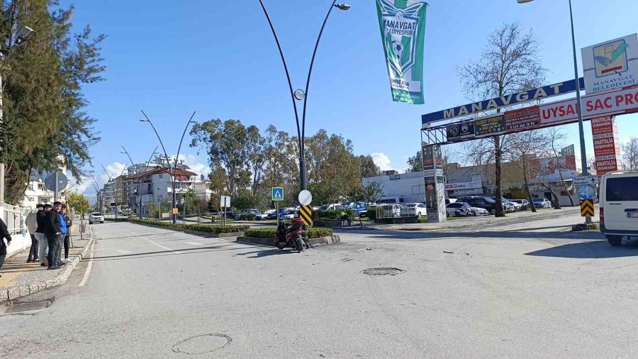 Kaza Yapan Plakasız Motosiklete 15 Bin 713 Tl Para Cezası