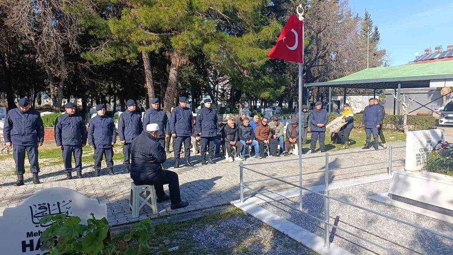 Şehit Piyade Er Cumali Gür Mezarı Başında Anıldı