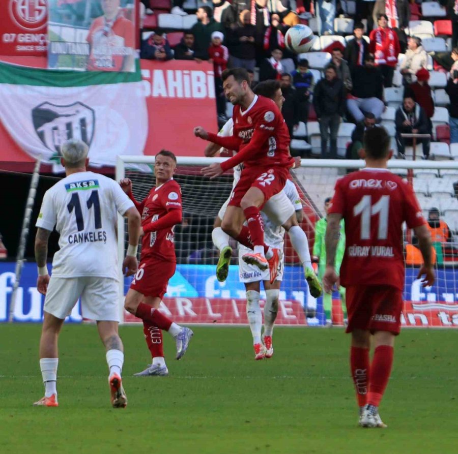 Trendyol Süper Lig: Antalyaspor: 2 - Kasımpaşa: 1 (maç Sonucu)